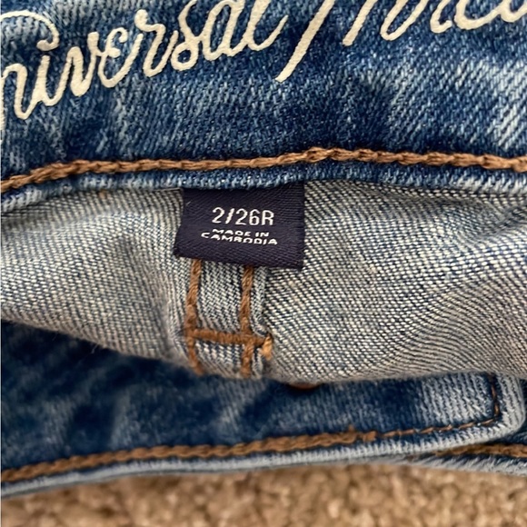 Universal thread - Picture 1 of 3